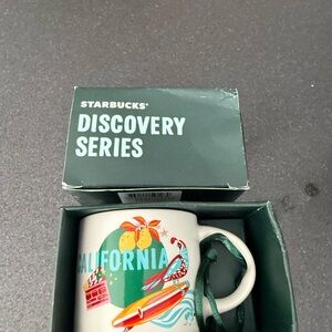 Starbucks Discovery Series Box - Dark Green with White Text